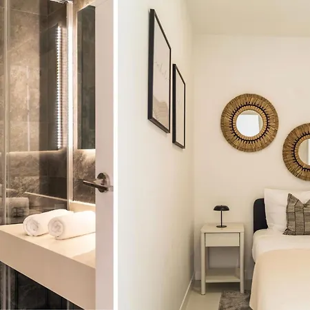 Modern Two-bedroom Coastal Retreat With Panoramic Sea Views To Africa Διαμέρισμα