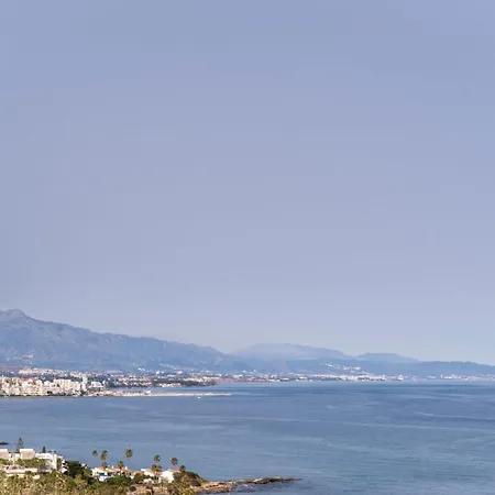 Apartment Modern Two-bedroom Coastal Retreat With Panoramic Sea Views To Africa