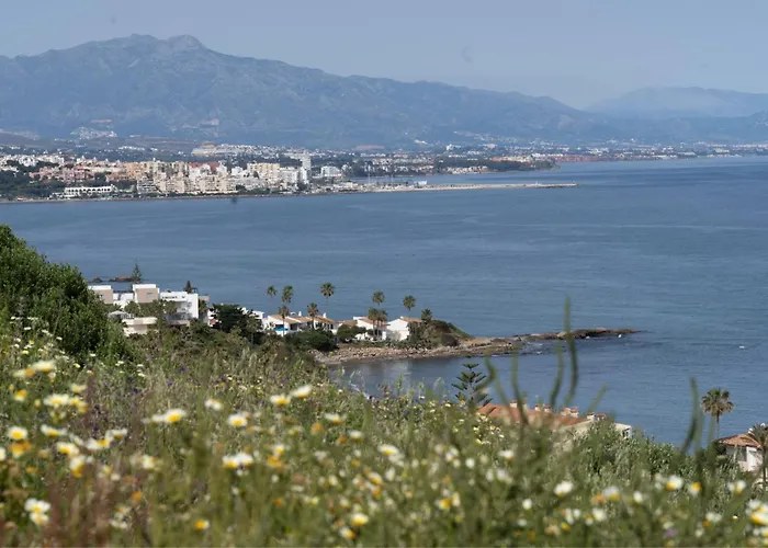Modern Two-bedroom Coastal Retreat With Panoramic Sea Views To Africa * Estepona