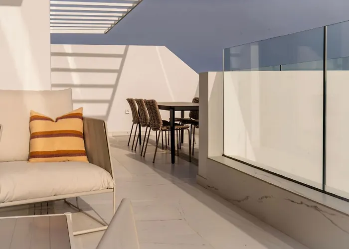 Modern Two-bedroom Coastal Retreat With Panoramic Sea Views To Africa Apartman *