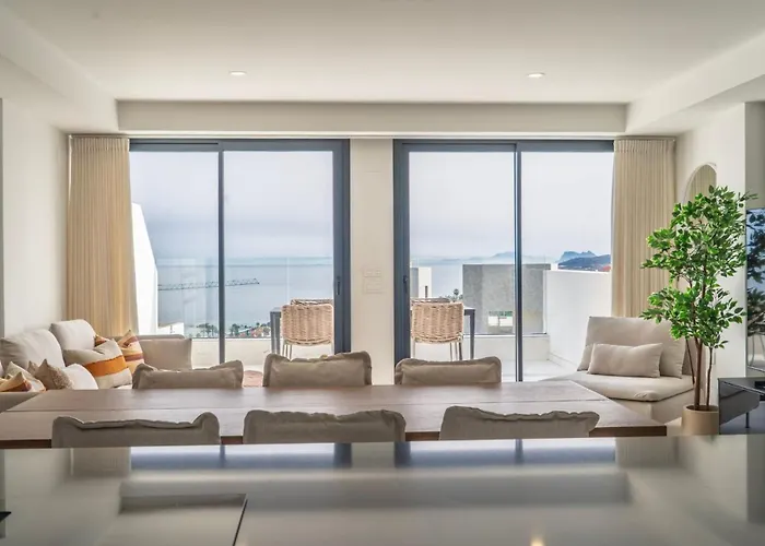 Modern Two-bedroom Coastal Retreat With Panoramic Sea Views To Africa